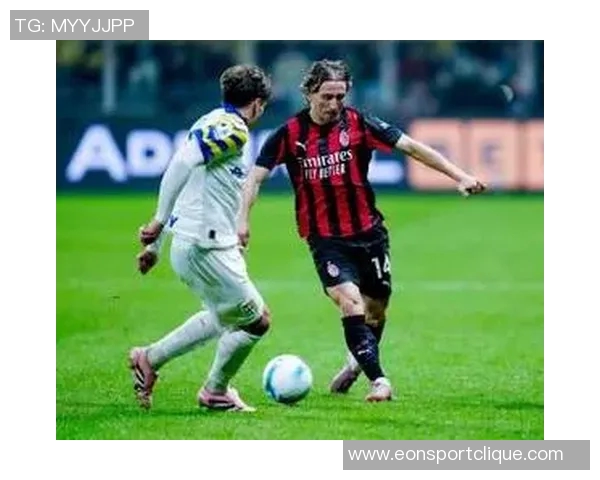 萨勒马科尔斯右腿股二头肌受伤预计缺阵两周至一个月