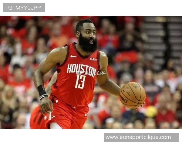 哈登谈球队首发阵容的优势与错位策略展现天赋异禀的潜力