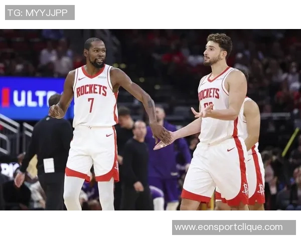 火箭备战雷霆杜兰特申京贾巴里同框训练照引发球迷热议